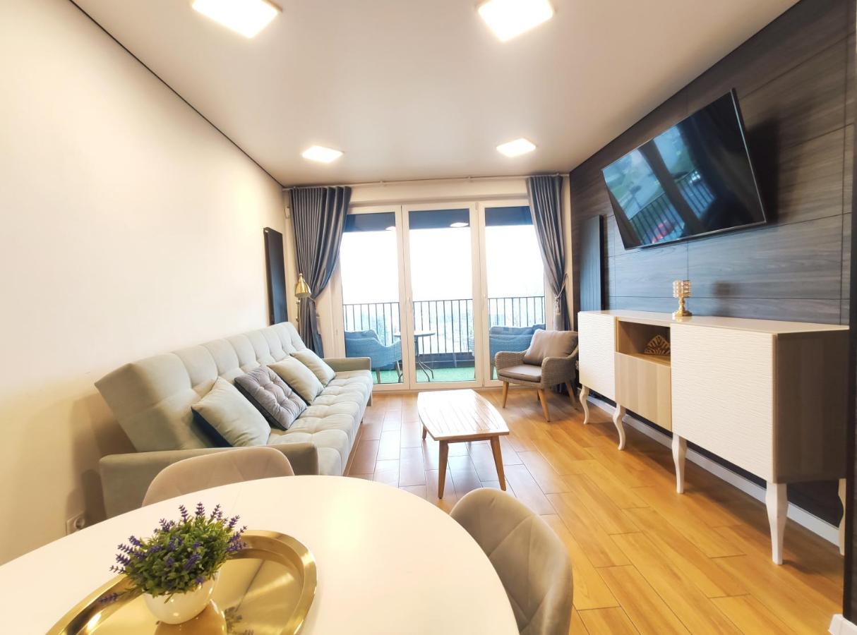 Zablocie 35 By Homeprime Krasków Εξωτερικό φωτογραφία